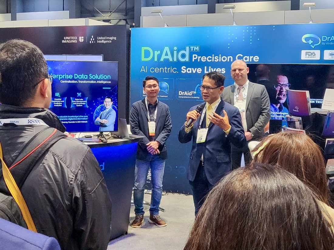 Steven Truong, VinBrain